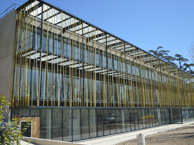 IUT Educational Building in Aix-en-provence
